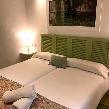Leon Dormido Rooms & Apartments Polop Exterior foto