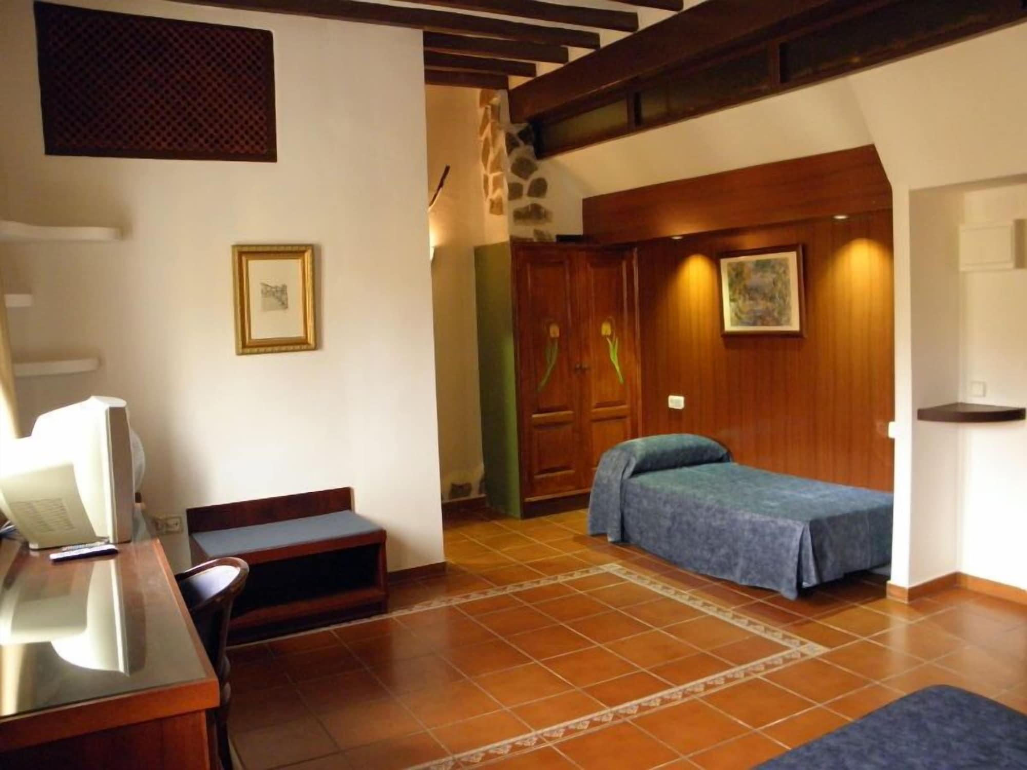 Leon Dormido Rooms & Apartments Polop Exterior foto