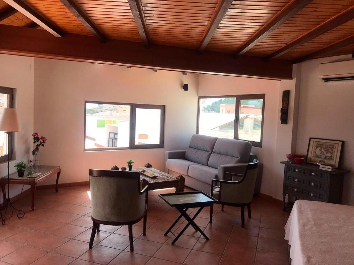 Leon Dormido Rooms & Apartments Polop Exterior foto