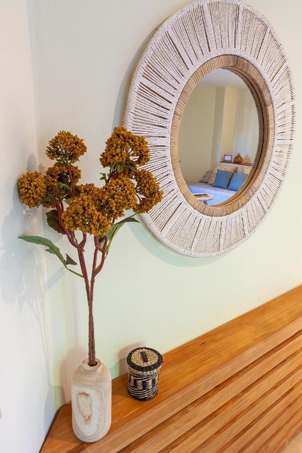 Leon Dormido Rooms & Apartments Polop Exterior foto