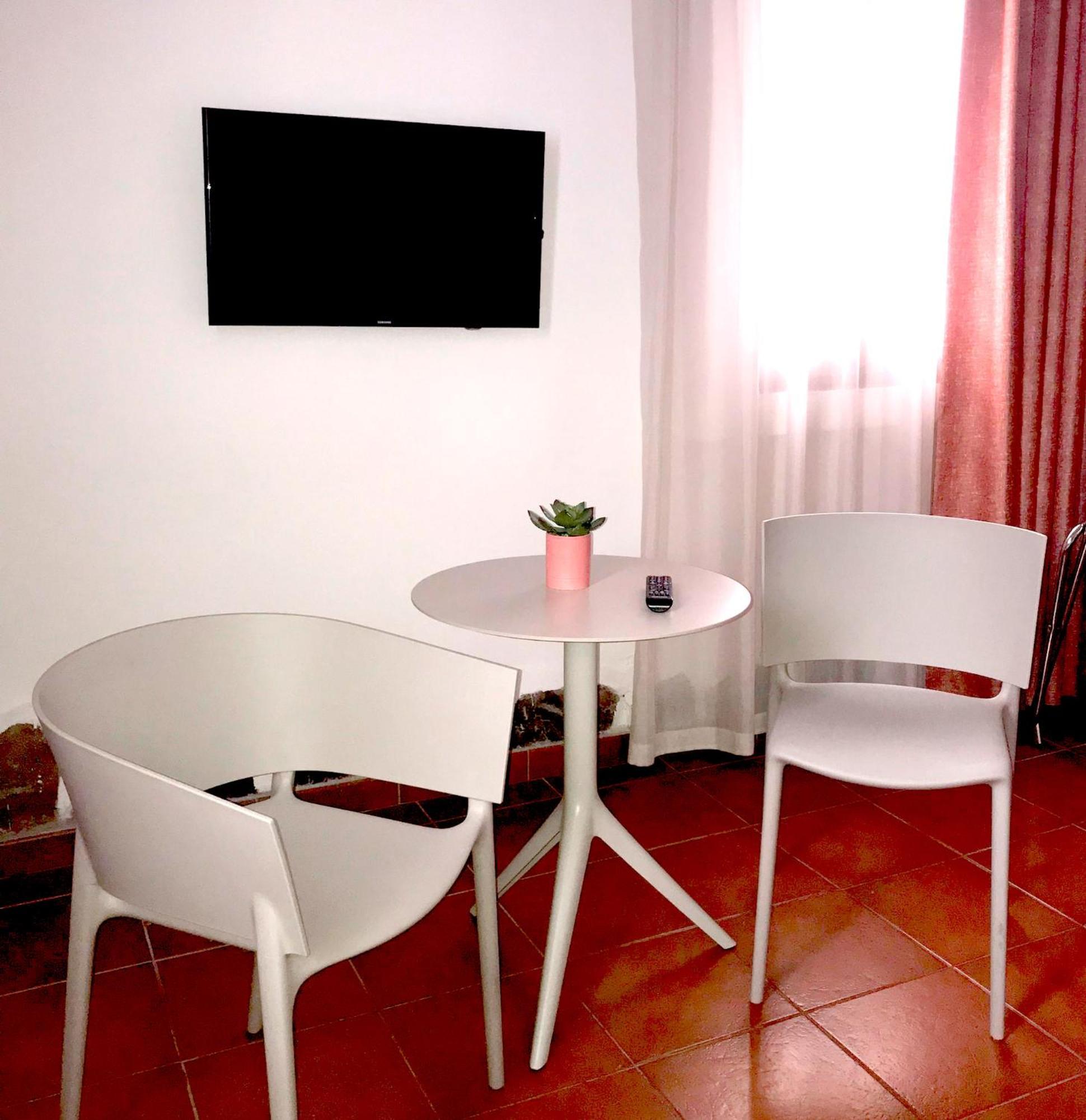 Leon Dormido Rooms & Apartments Polop Exterior foto